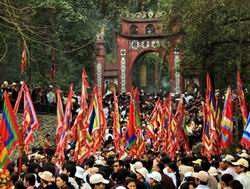 65 outstanding overseas Vietnamese attend Hung Kings death anniversary